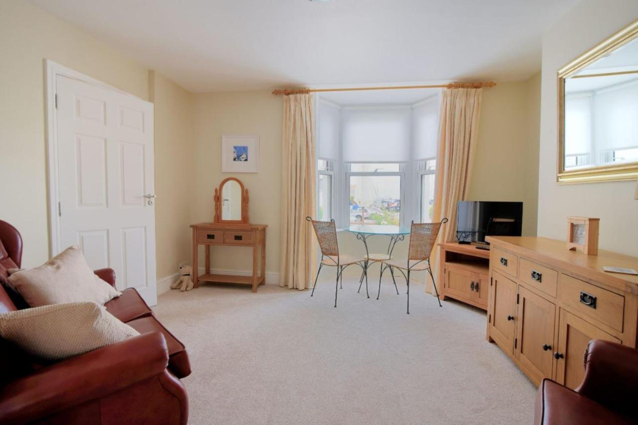 The Garden Suite Lyme Regis Exteriör bild