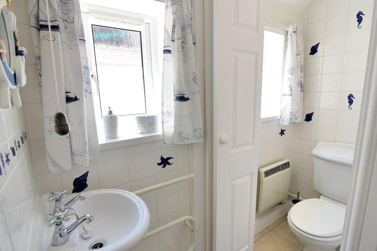 The Garden Suite Lyme Regis Exteriör bild